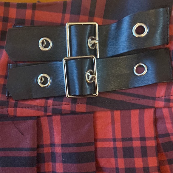 Sexy plaid skirt - Picture 4 of 16